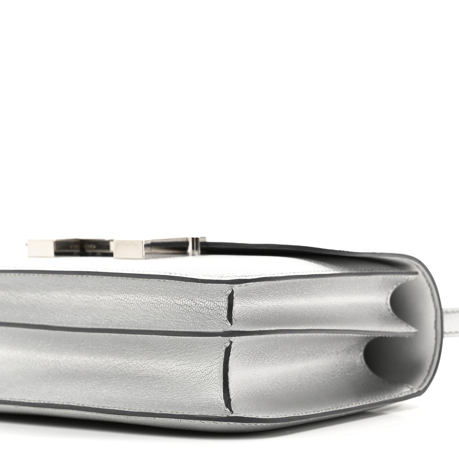 Hermes Metallic Chevre Chamkilight Constance 18 Argent 1851596