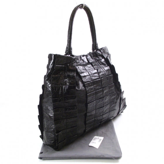 Leather Vitello Lux Pleated Tote Black