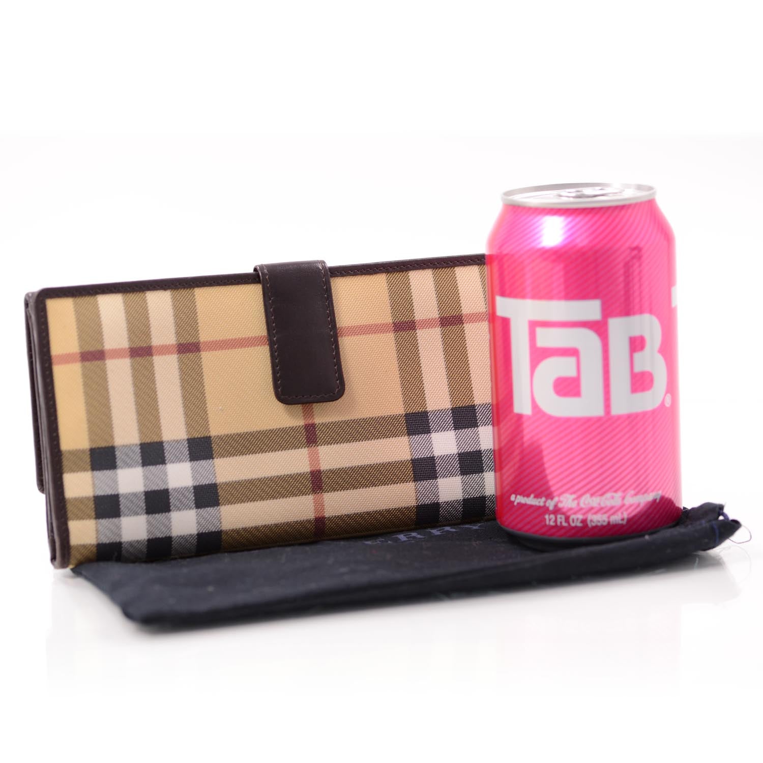 Burberry House Check Continental Wallet 2 of 7