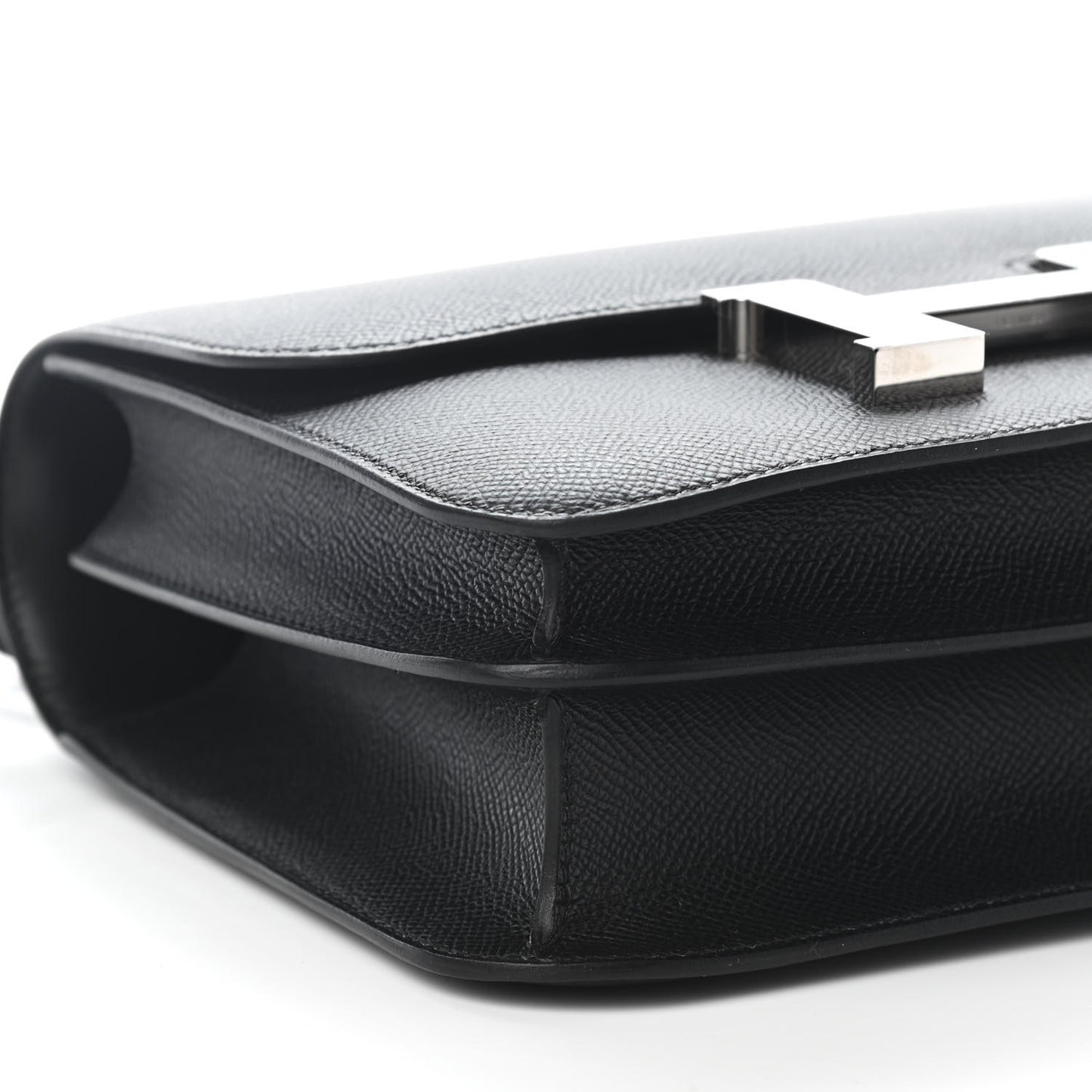 Epsom Constance 24 Black