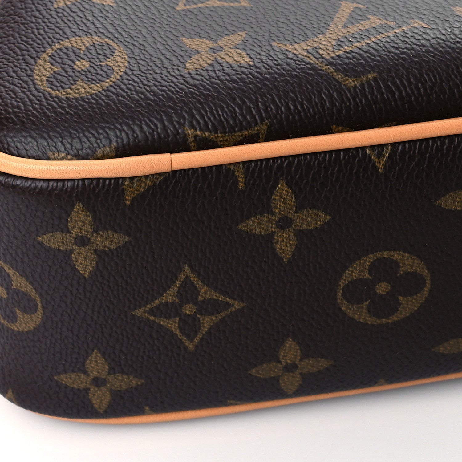 Louis Vuitton Monogram Game On Coeur 10 of 11
