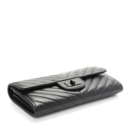 Chanel Aged Calfskin Chevron Quilted 2.55 Reissue Flap Wallet So Black 4 of 9