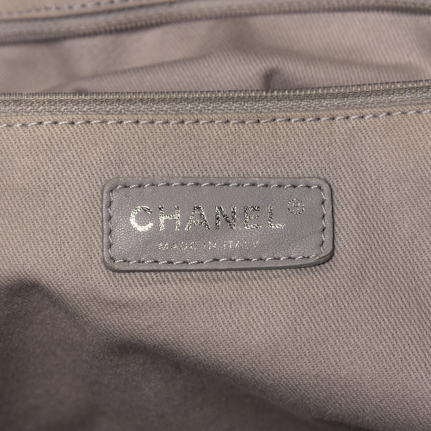 Glazed Calfskin Large Deauville Tote Blue