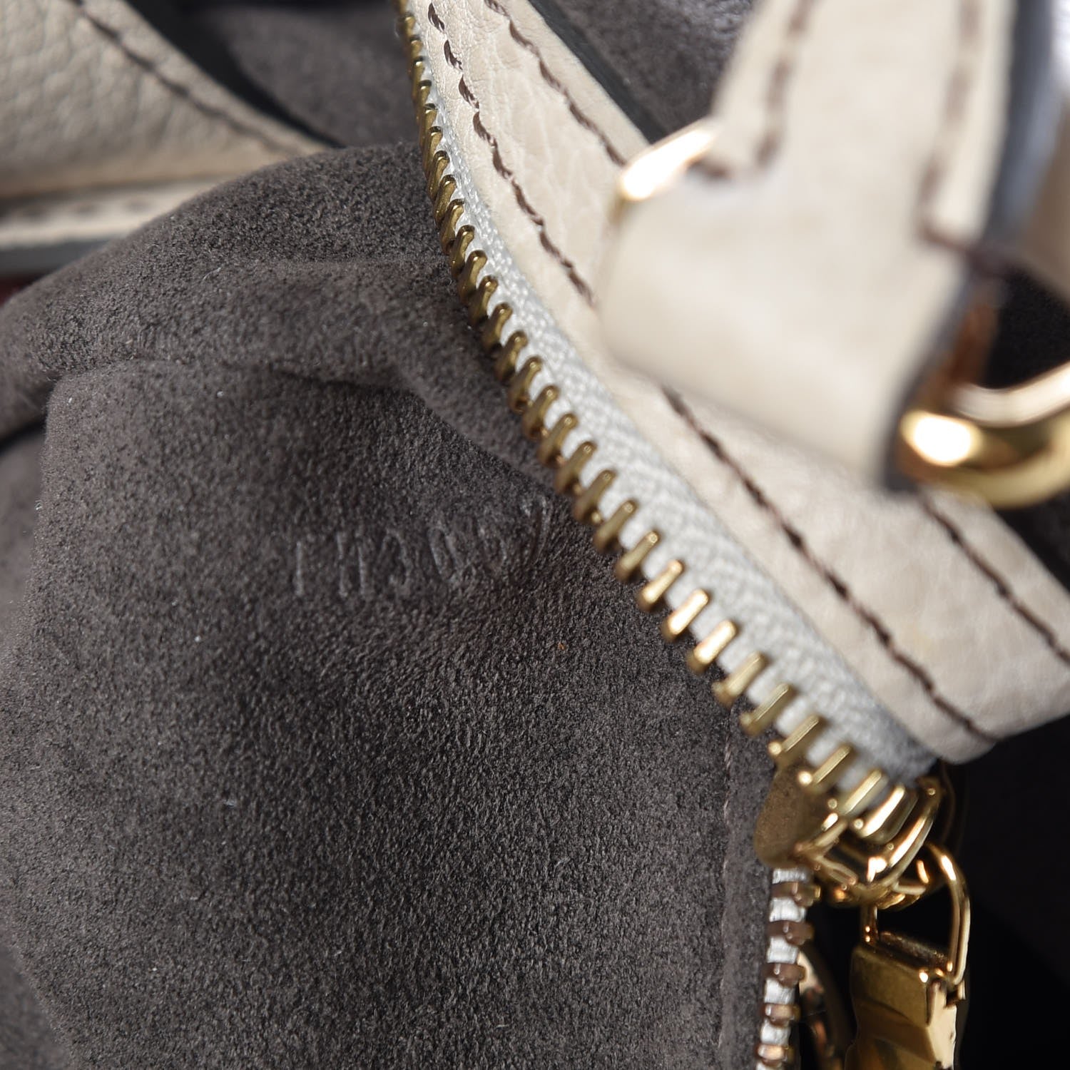 Louis Vuitton Mahina XXL Gris 7 of 7