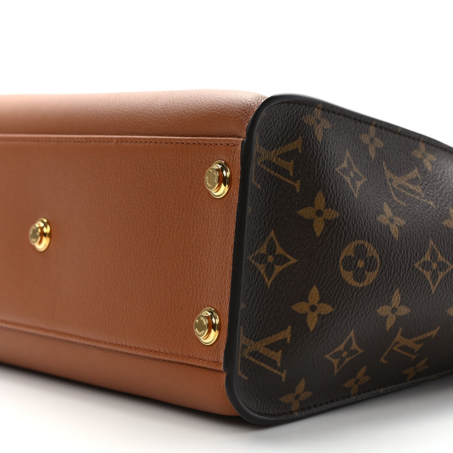 Louis Vuitton Calfskin Monogram On My Side MM Chataigne 8 of 9