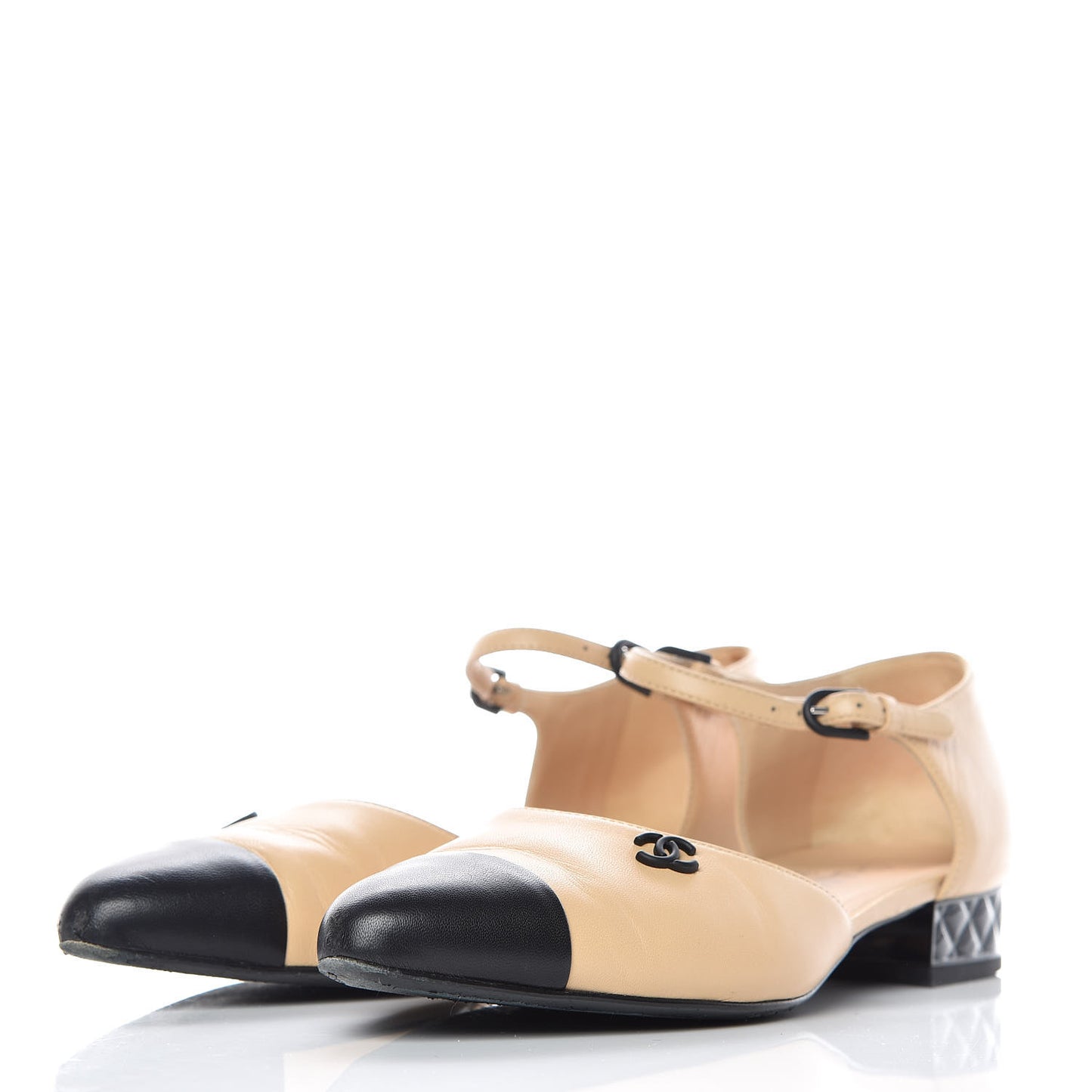 Lambskin Cap Toe CC Flats 38 Beige Black