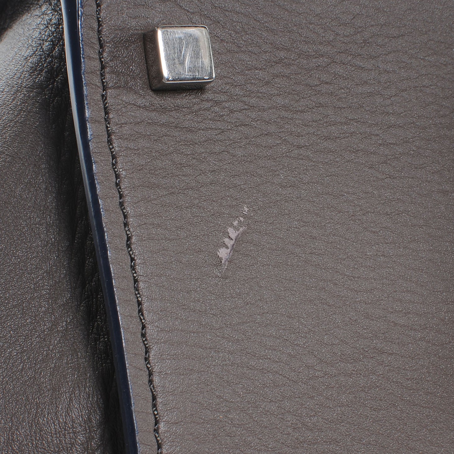 Smooth Calfskin Medium Phantom Luggage Anthracite