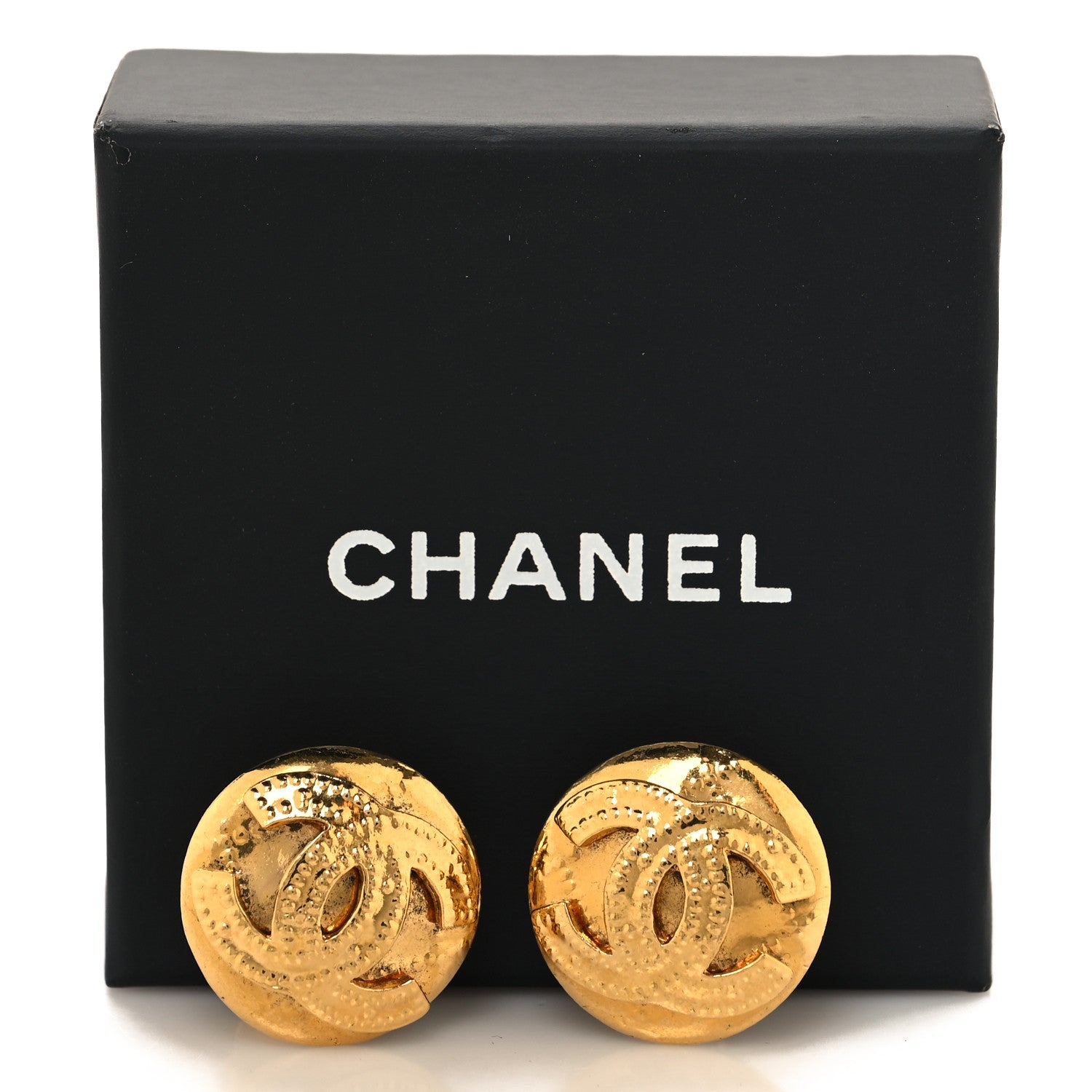 Chanel Round CC Clip On Earrings Gold 5 of 5
