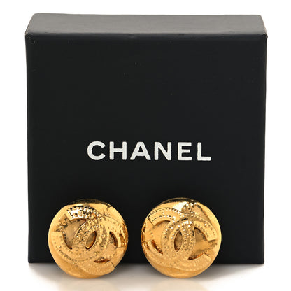Chanel Round CC Clip On Earrings Gold 5 of 5