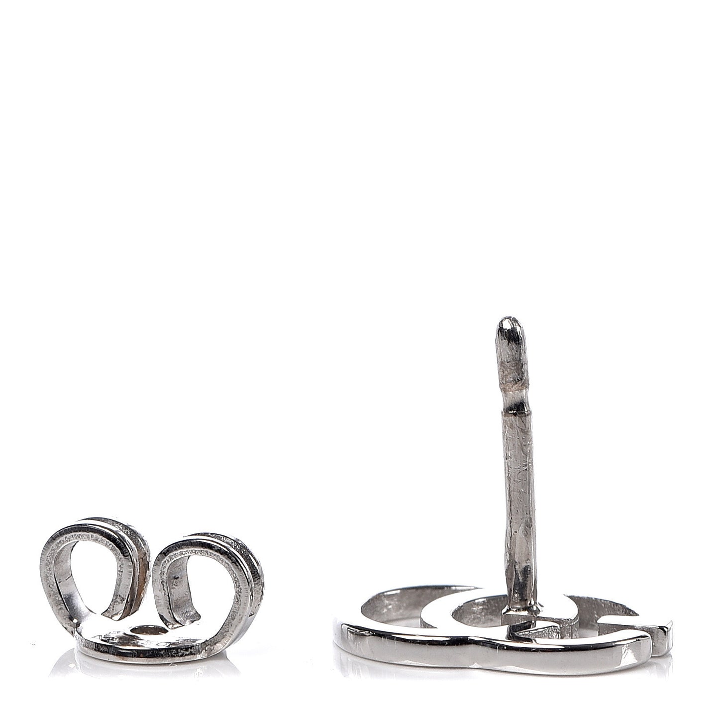18K White Gold GG Tissue Stud Earrings