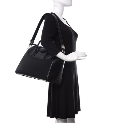 Givenchy Shiny Lord Calfskin Medium Antigona Black 2 of 22