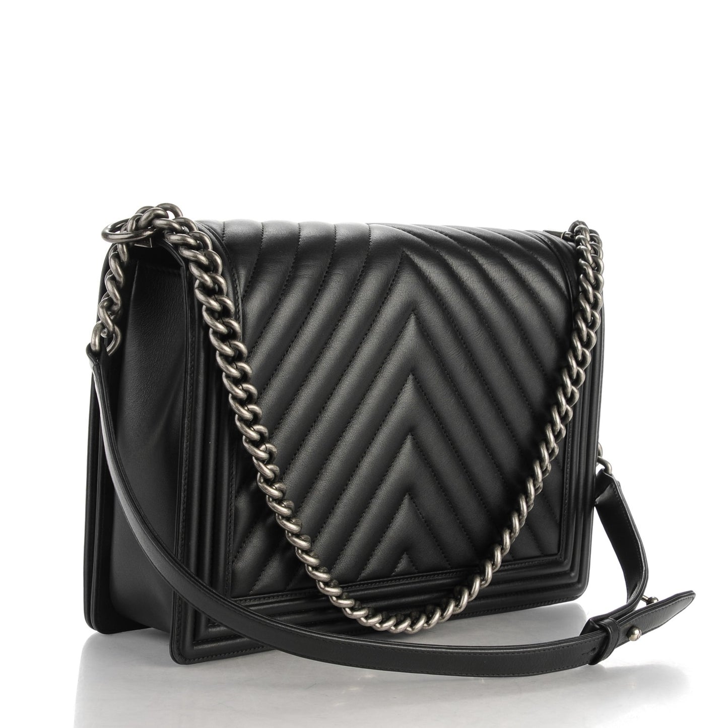 Calfskin Chevron Quilted Large Boy Flap Black