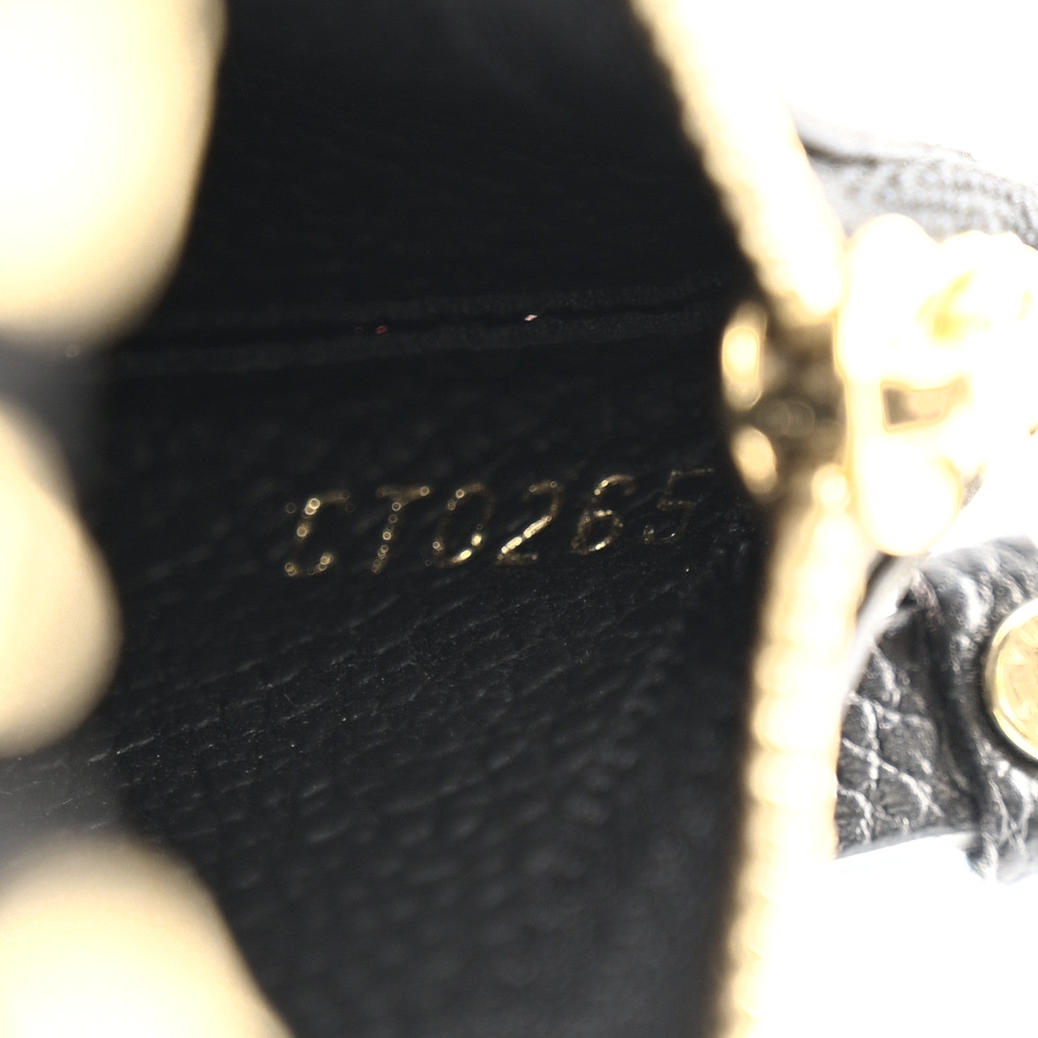 Louis Vuitton Empreinte Monogram Giant Key Pouch Black 7 of 11