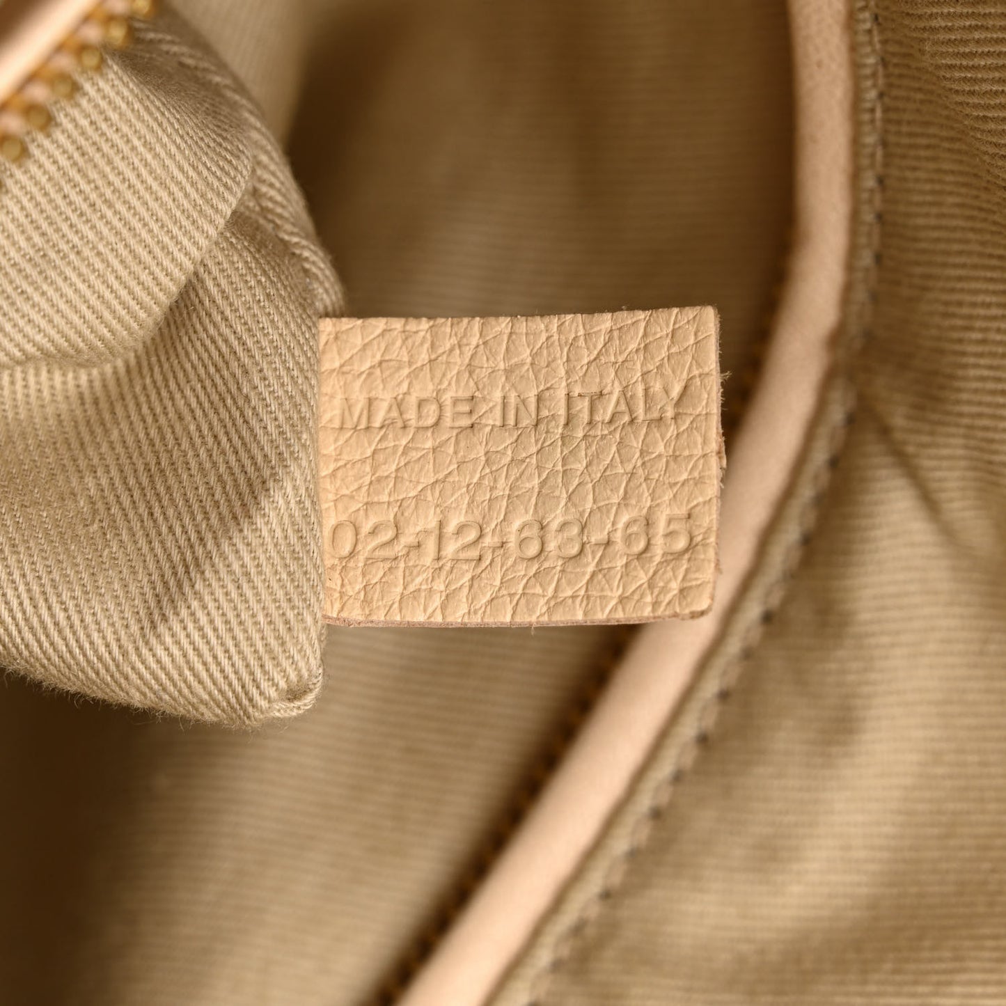 Calfskin Medium PARATY Biscotti Beige