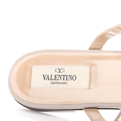 Valentino Garavani Pebbled Calfskin Rockstud Flat Cage Mules 38.5 Poudre 8 of 11