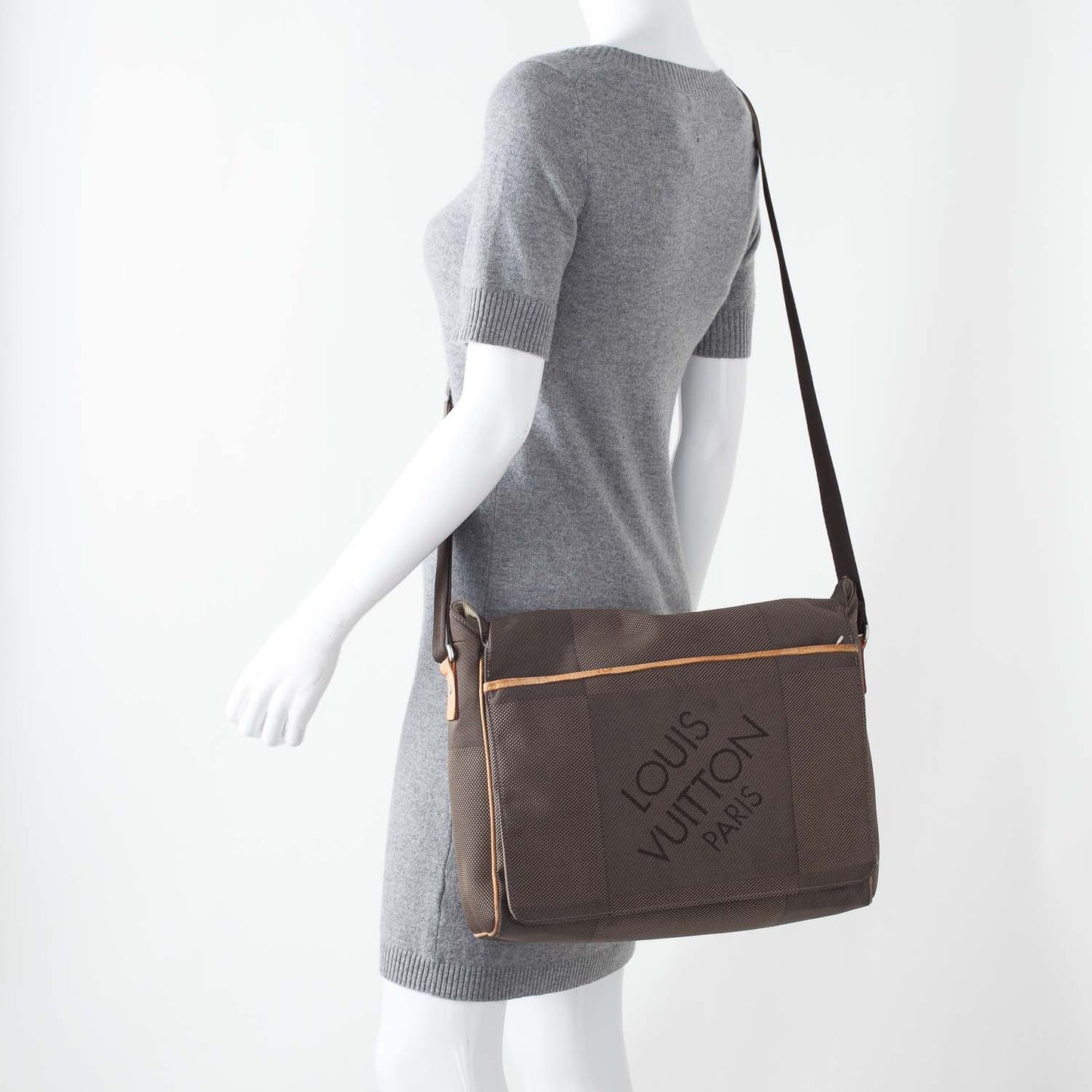 Damier Geant Messenger Bag Terre