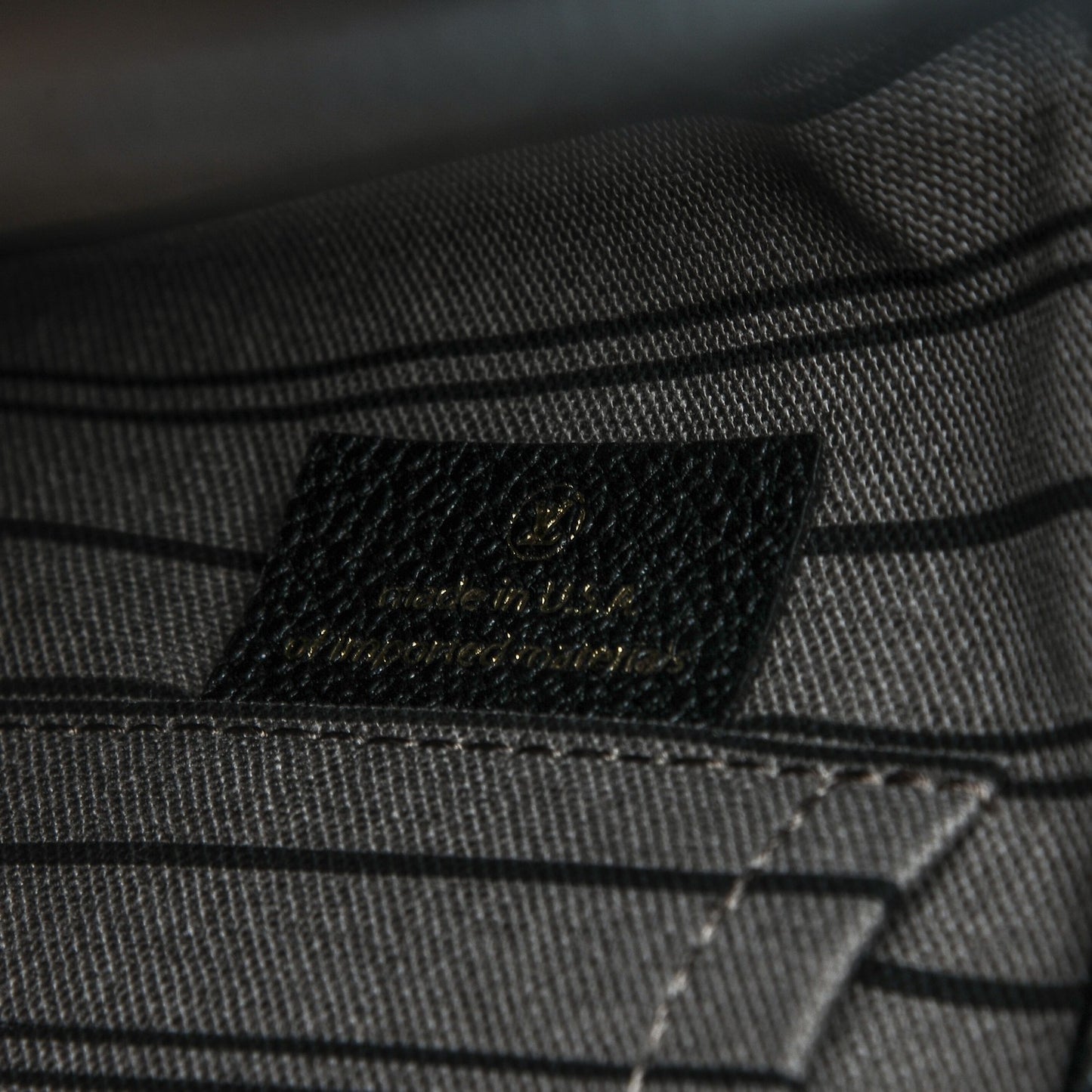 Empreinte Montaigne MM Black