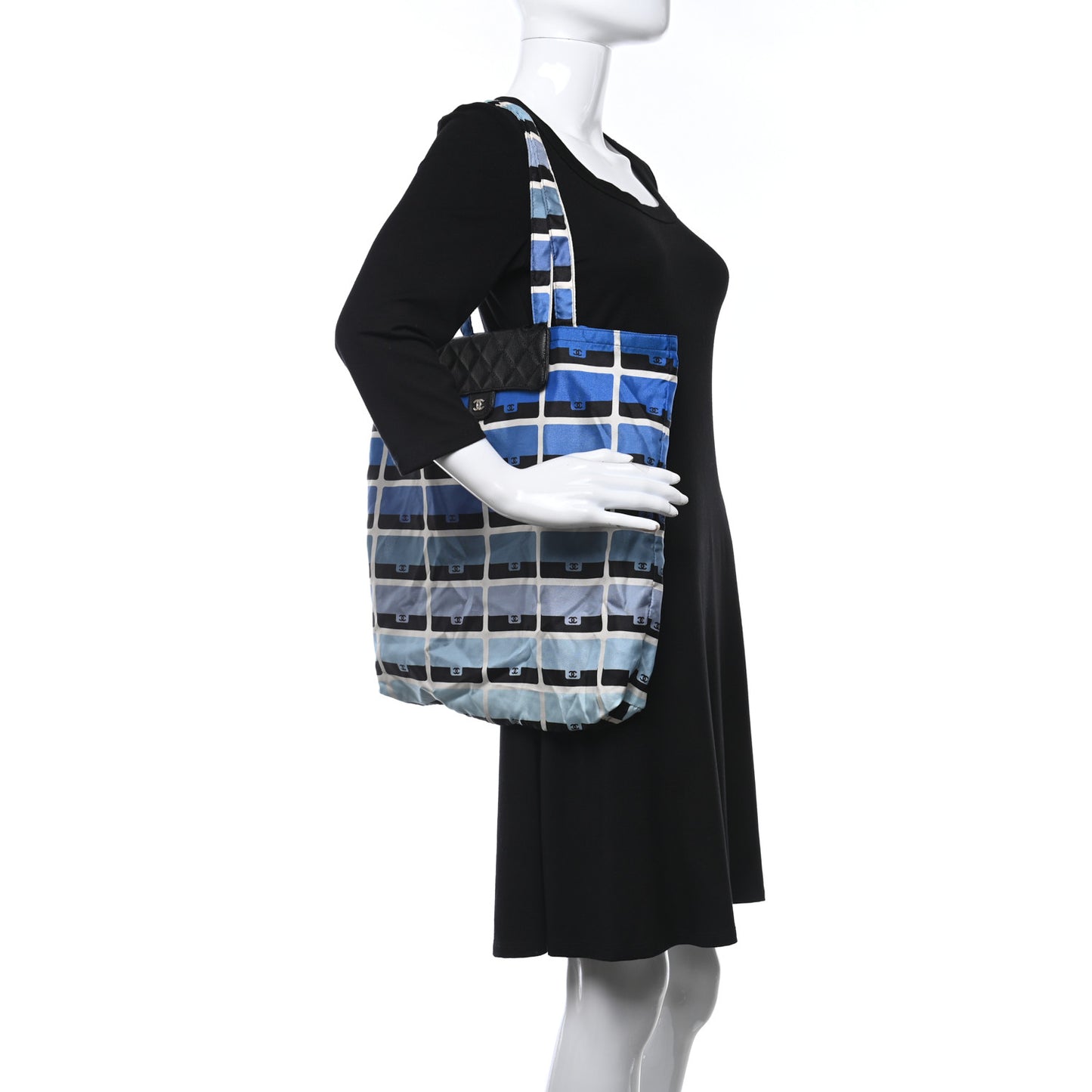 Caviar Fabric Quilted Foldable Tote With Chain Black Multicolor