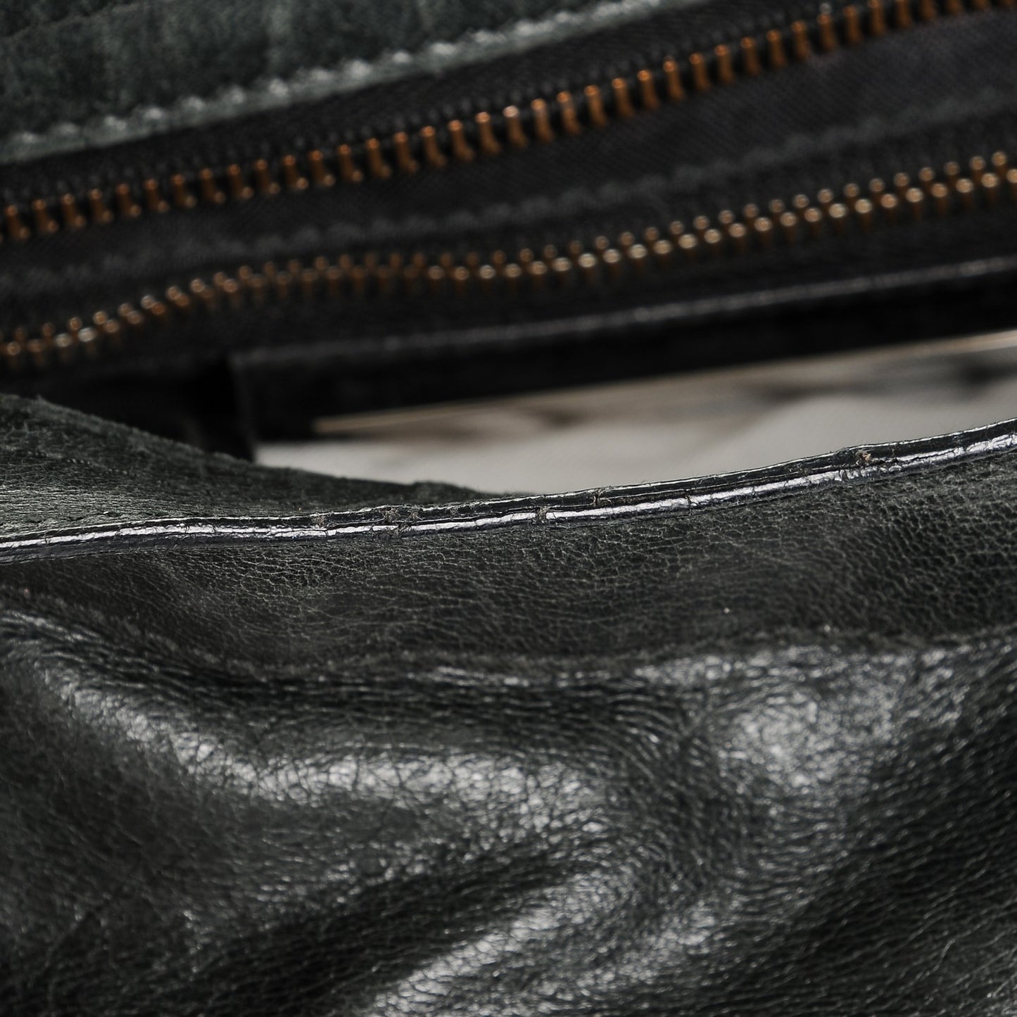 Agneau Classic Hardware City Black