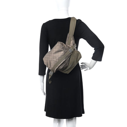 Bottega Veneta Jacquard Mesh Trekking Folding Belt Bag Tan 2 of 10