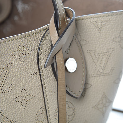 Louis Vuitton Mahina Hina PM Galet 16 of 23