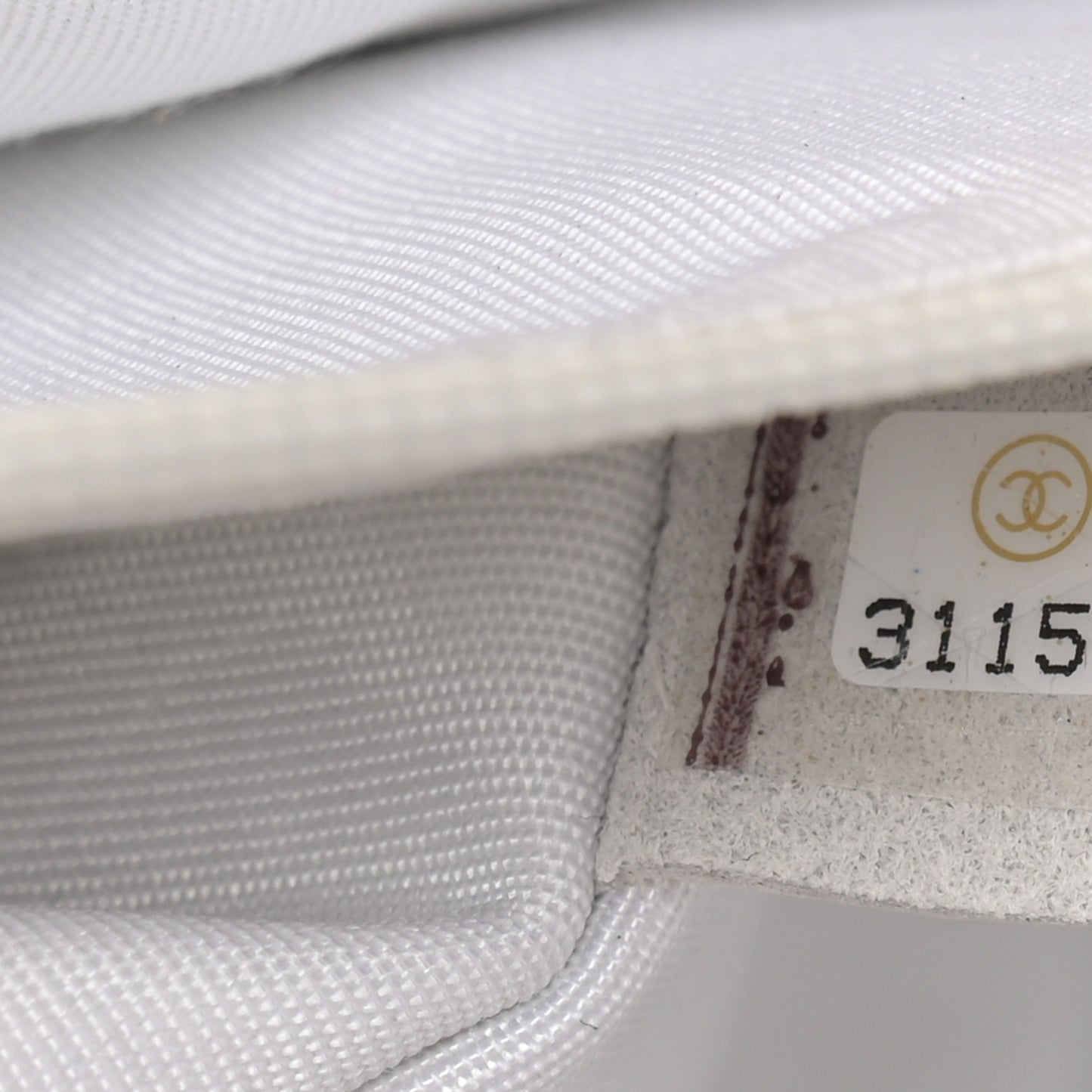 Caviar Quilted Sweet Classic Shopping Tote White