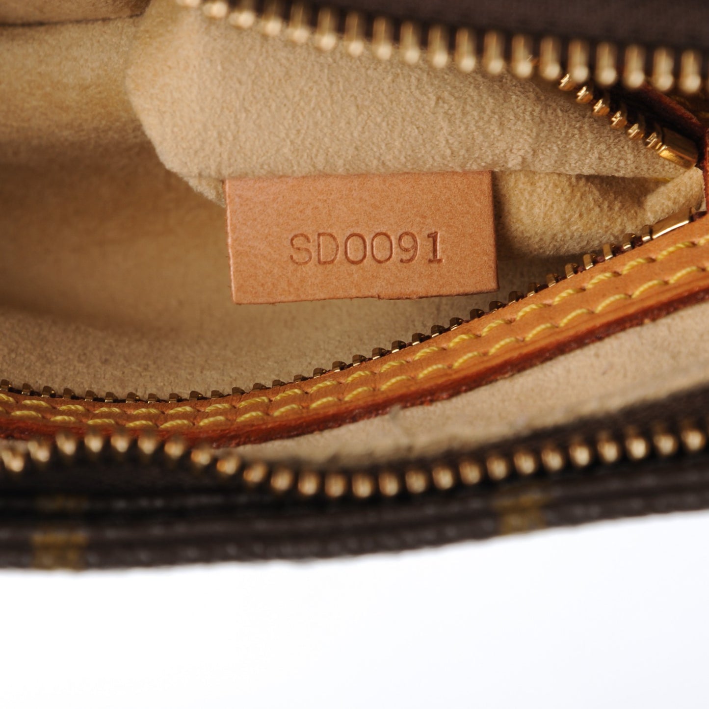 Monogram Looping MM