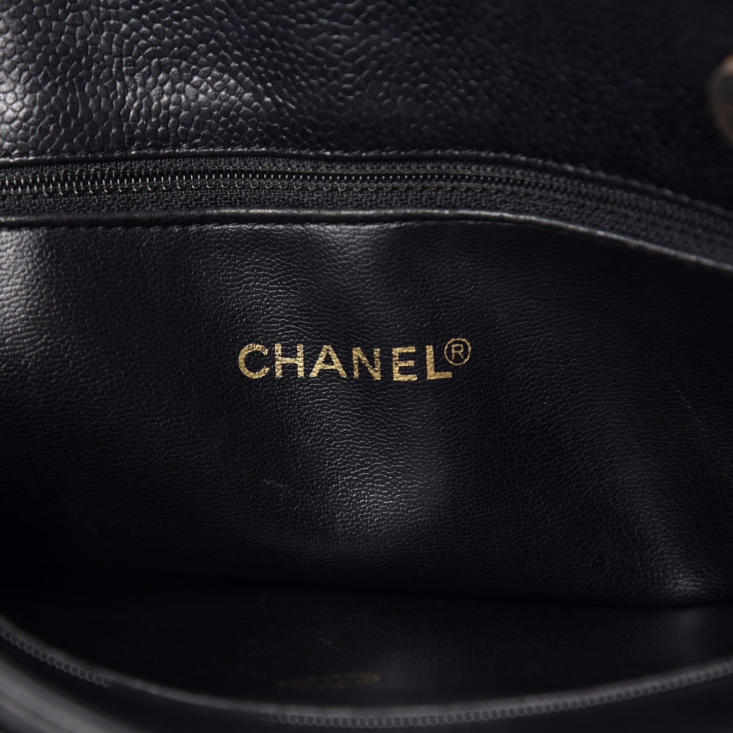 Caviar CC Shoulder Bag Black