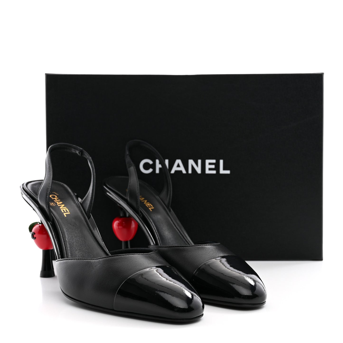 Lambskin Patent Cap Toe CC Apple Slingback Pumps 38 Black