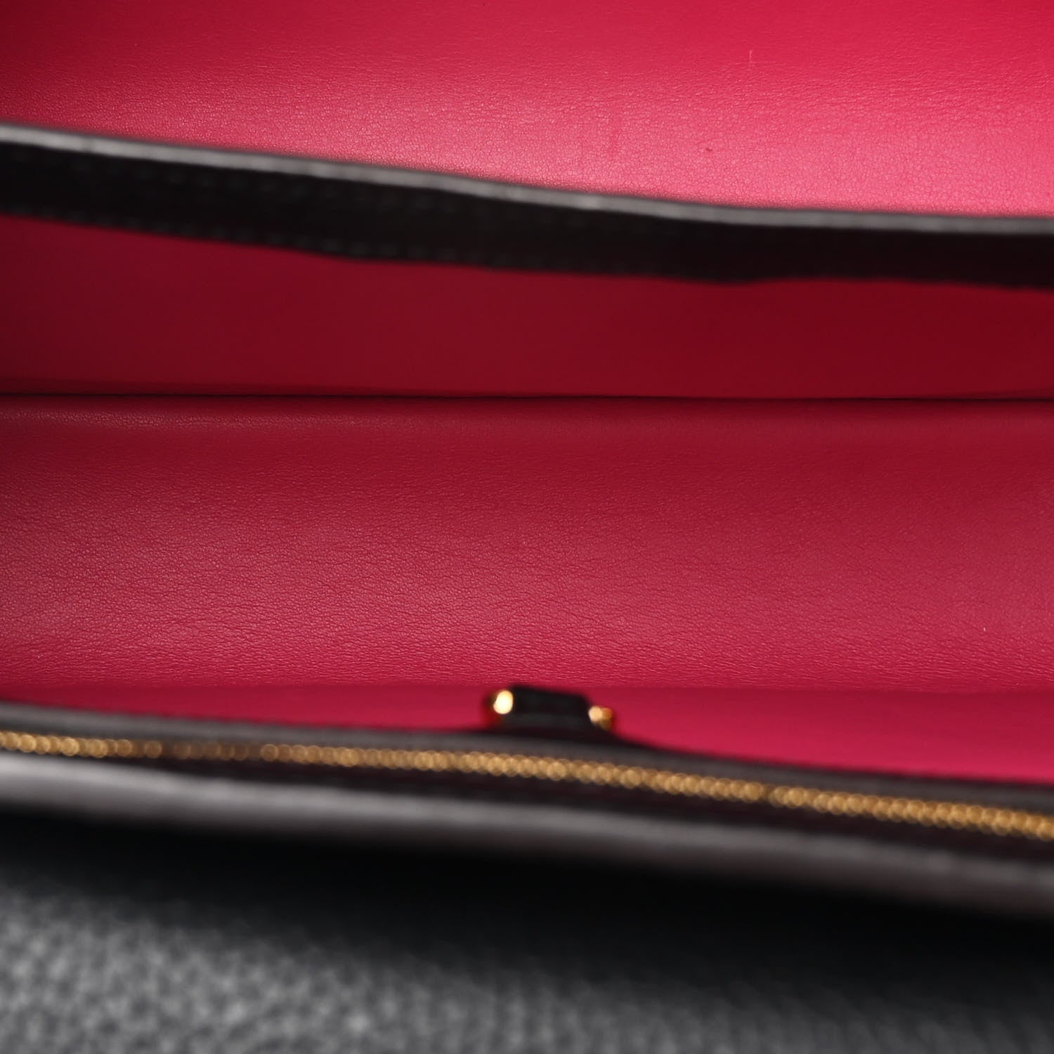 Louis Vuitton Taurillon Capucines PM Black 6 of 11