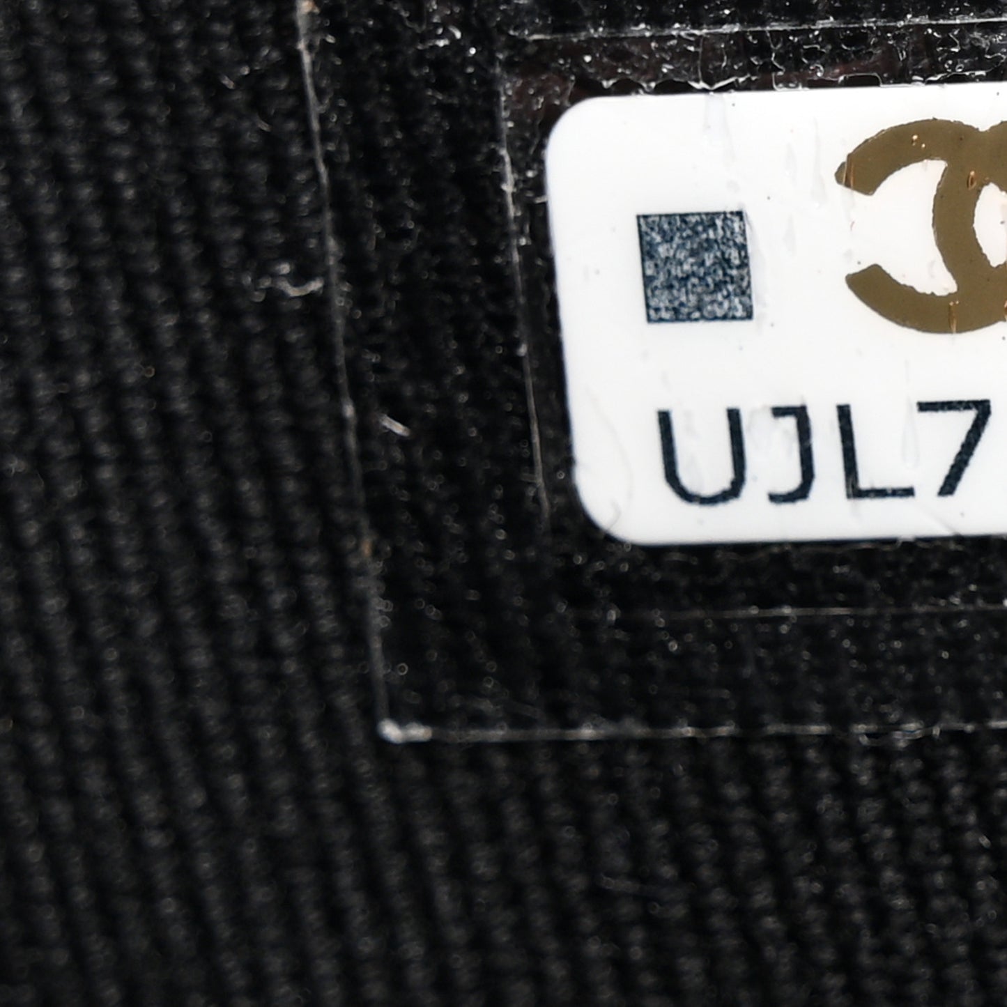 Caviar Quilted Compact Boy Wallet Black