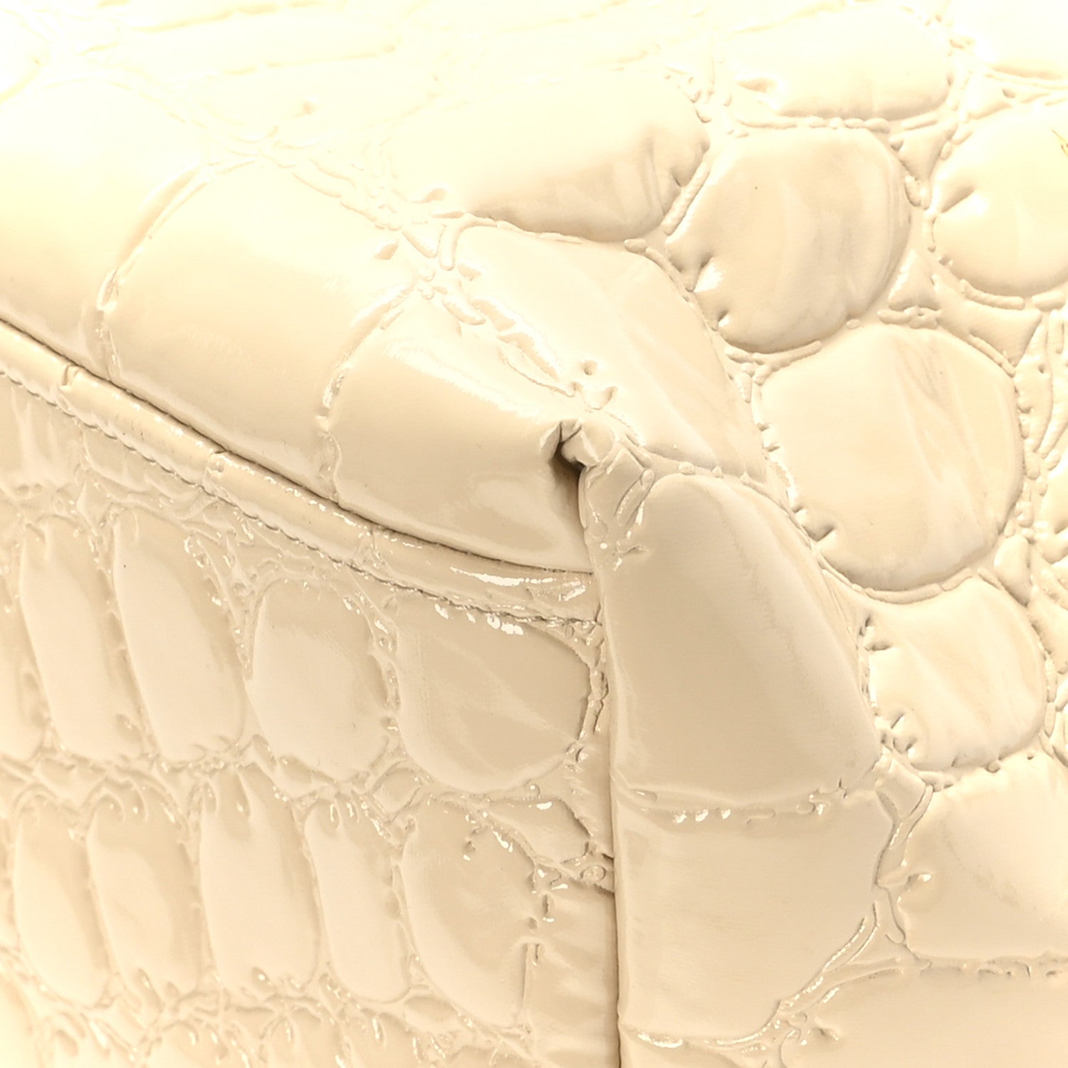 Miu Miu Vernice Alligator Embossed Shoulder Bag Sabbia 8 of 11