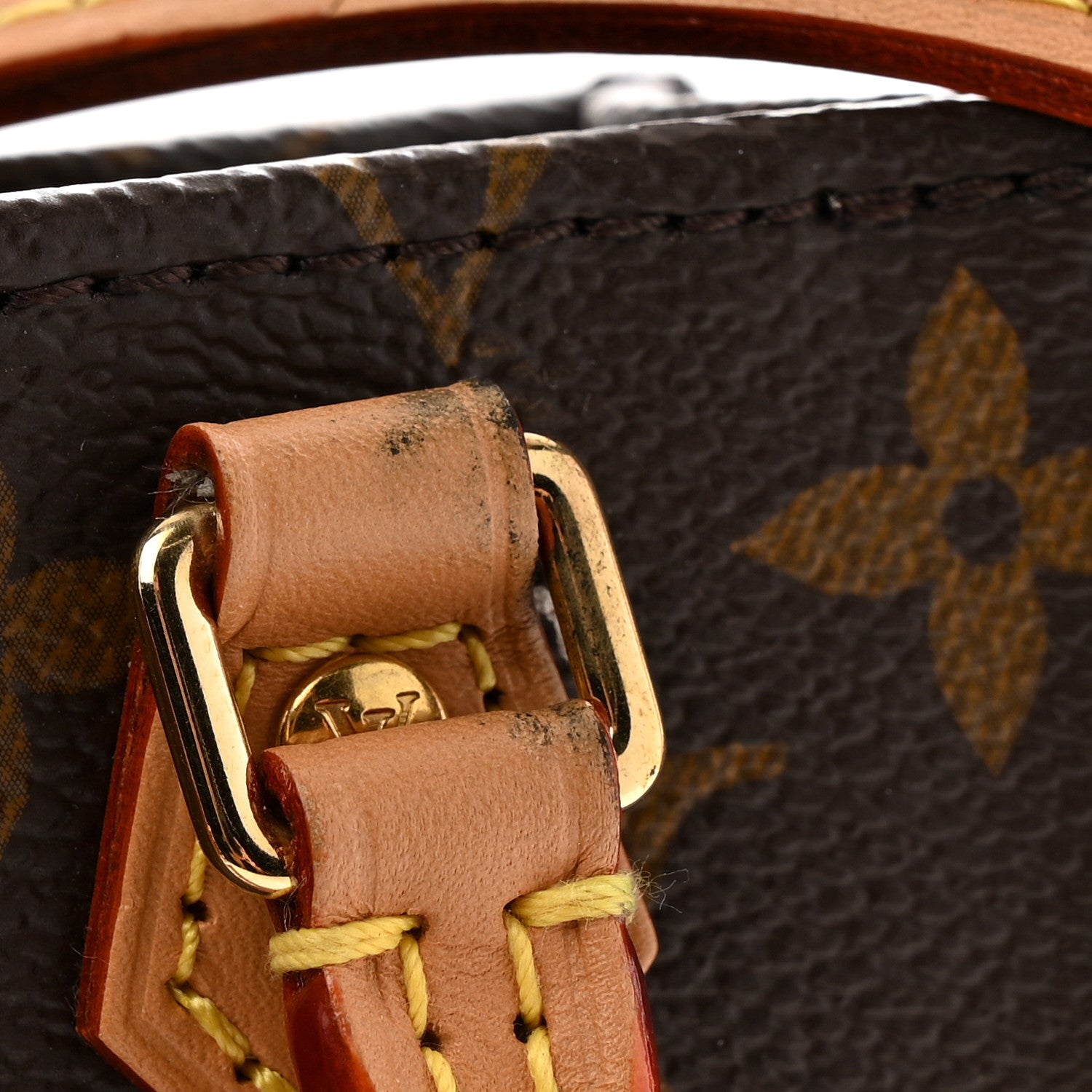 Louis Vuitton Monogram Petit Sac Plat 11 of 11