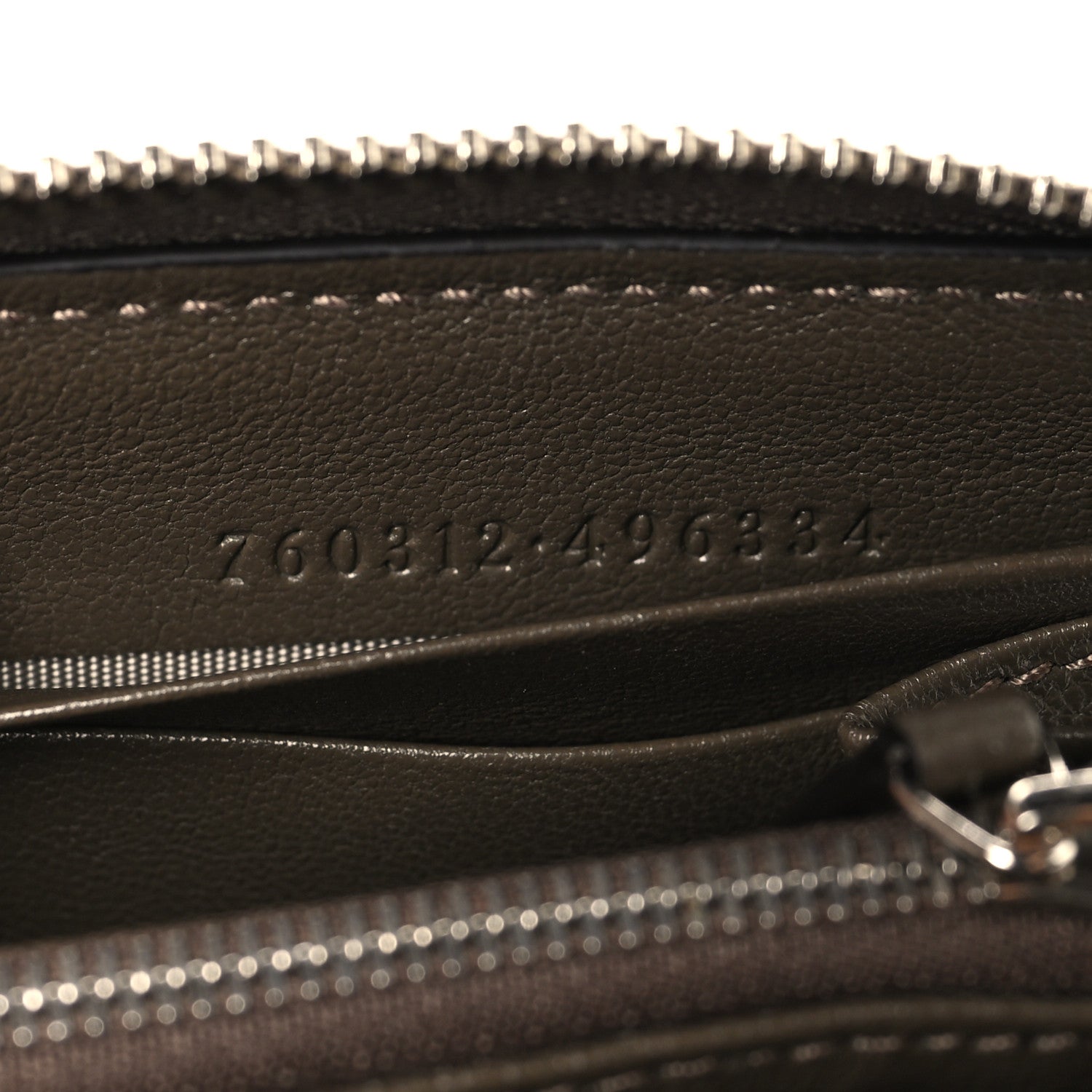 Gucci Sakai Be Green Calfskin Diagonal Stitched Blondie Zip Wallet Cuir 7 of 7
