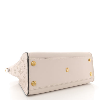 Louis Vuitton Mahina On My Side Greige 4 of 10