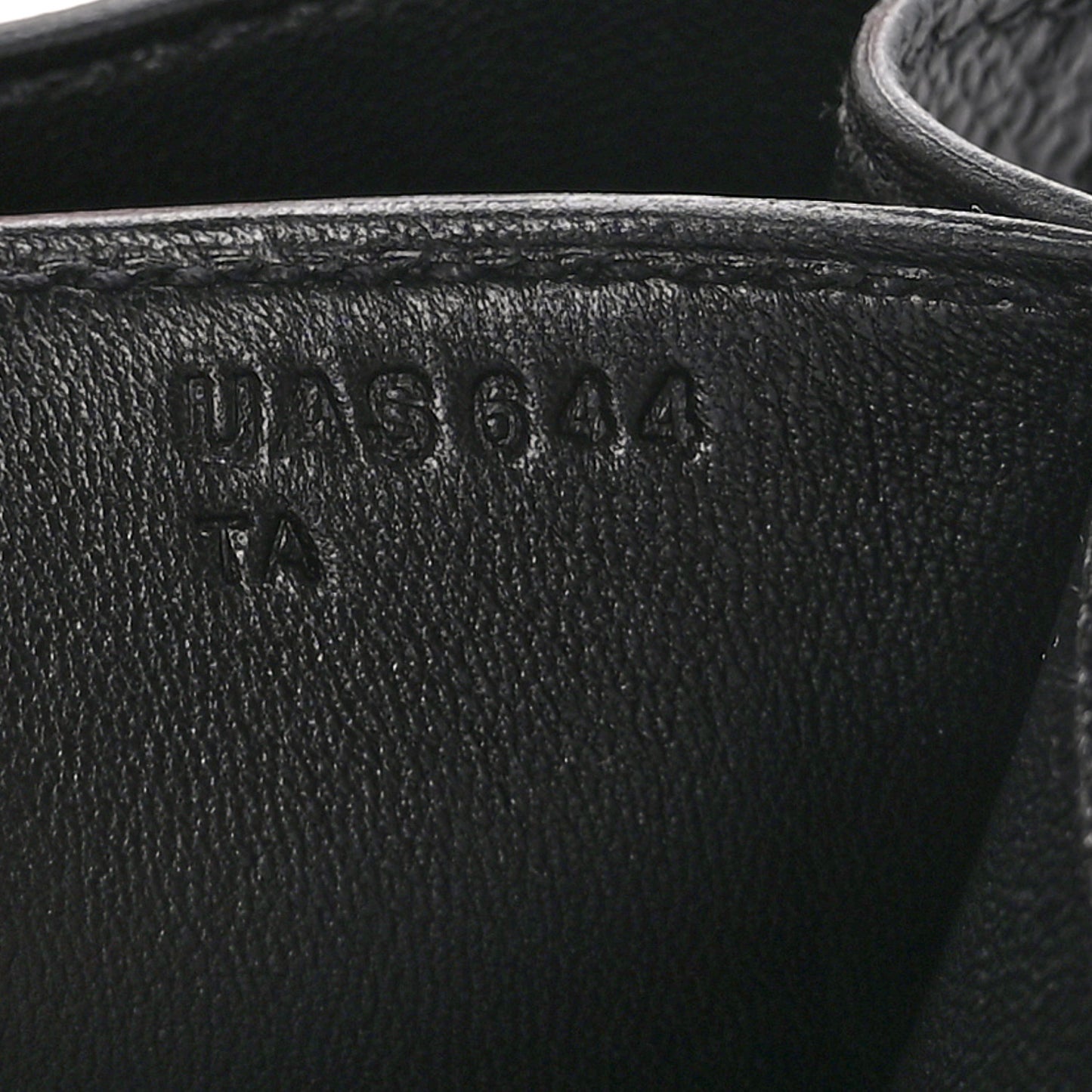 Epsom Constance 18 Black