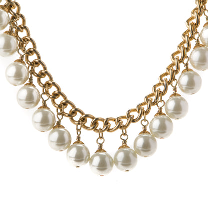 Chanel Pearl Necklace Gold 4 of 4