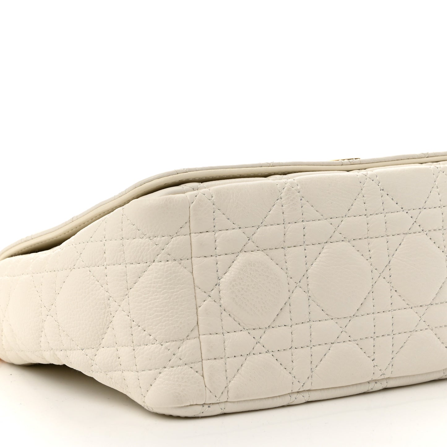 Supple Calfskin Cannage Medium Caro Bag Ivory