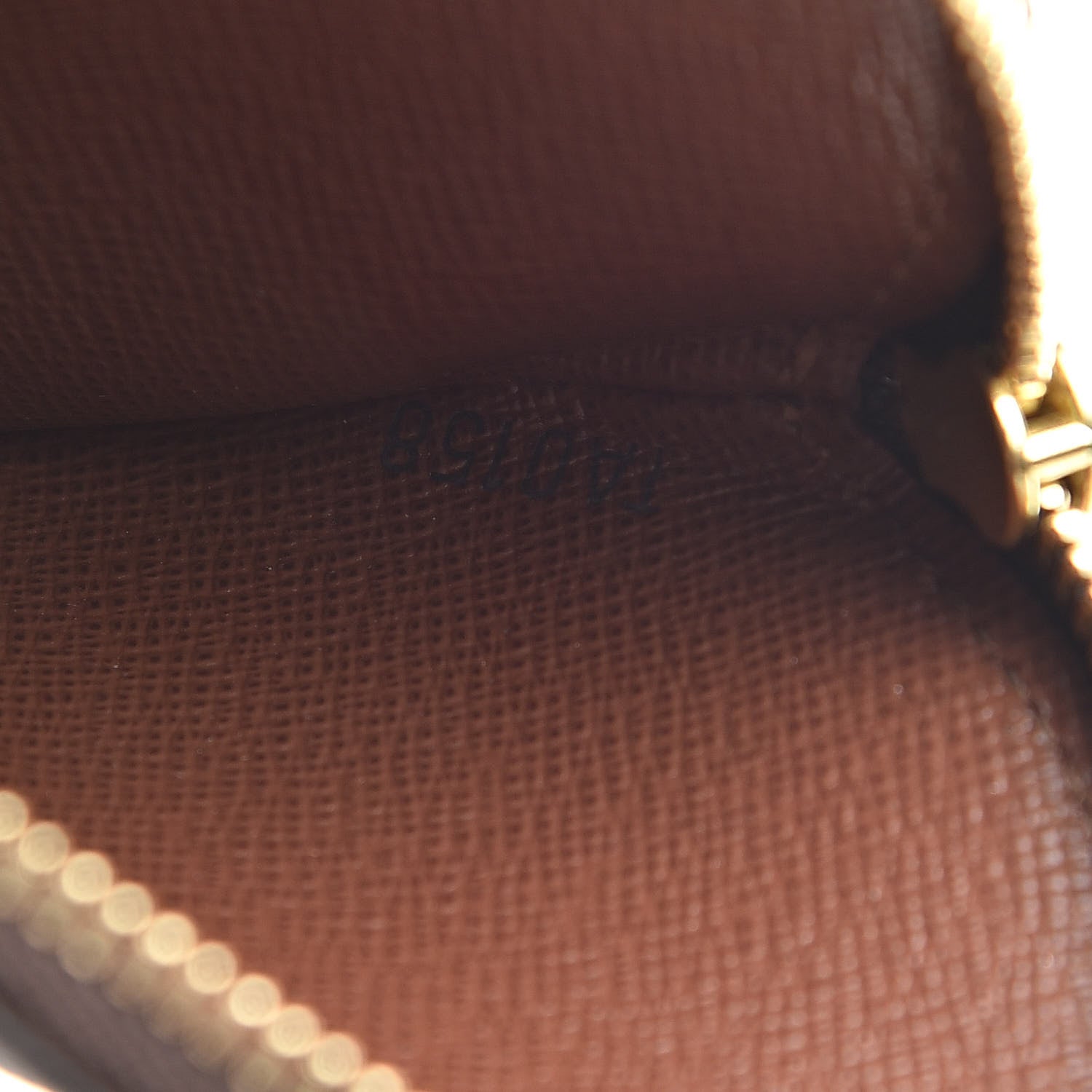 Louis Vuitton Monogram Round Coin Purse 7 of 8