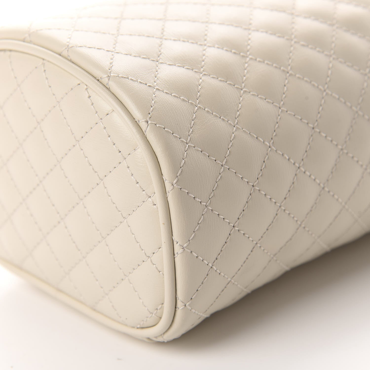 Gucci Calfskin Trapuntata Zumi Belt Bag Off White 6 of 11