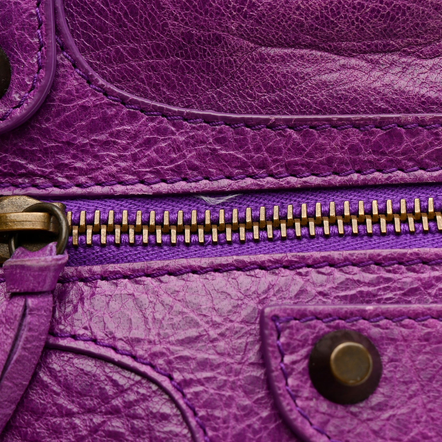 Agneau Classic Hardware Velo Ultraviolet