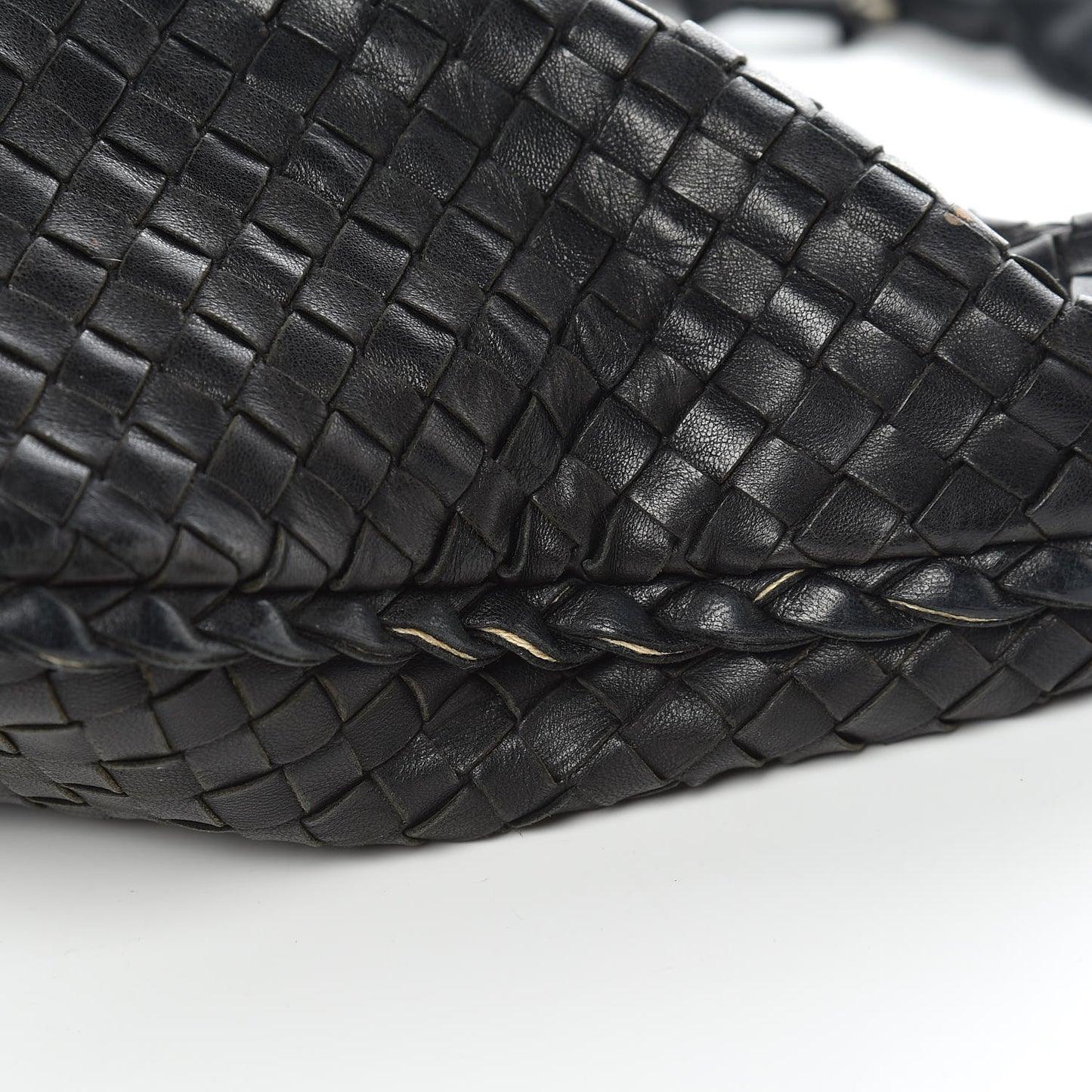 Nappa Intrecciato Medium Veneta Hobo Black
