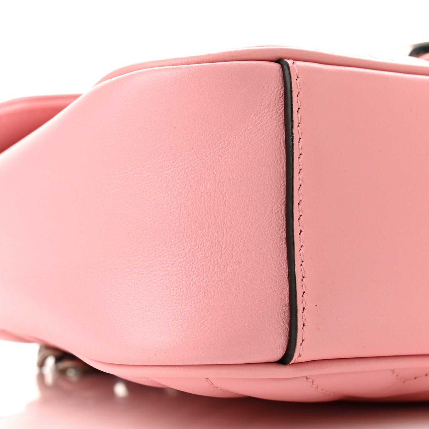 Calfskin Matelasse Small GG Marmont Shoulder Bag Wild Rose