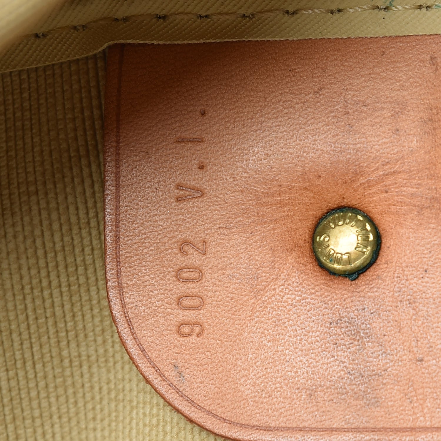 Louis Vuitton Monogram Sirius 65 8 of 11