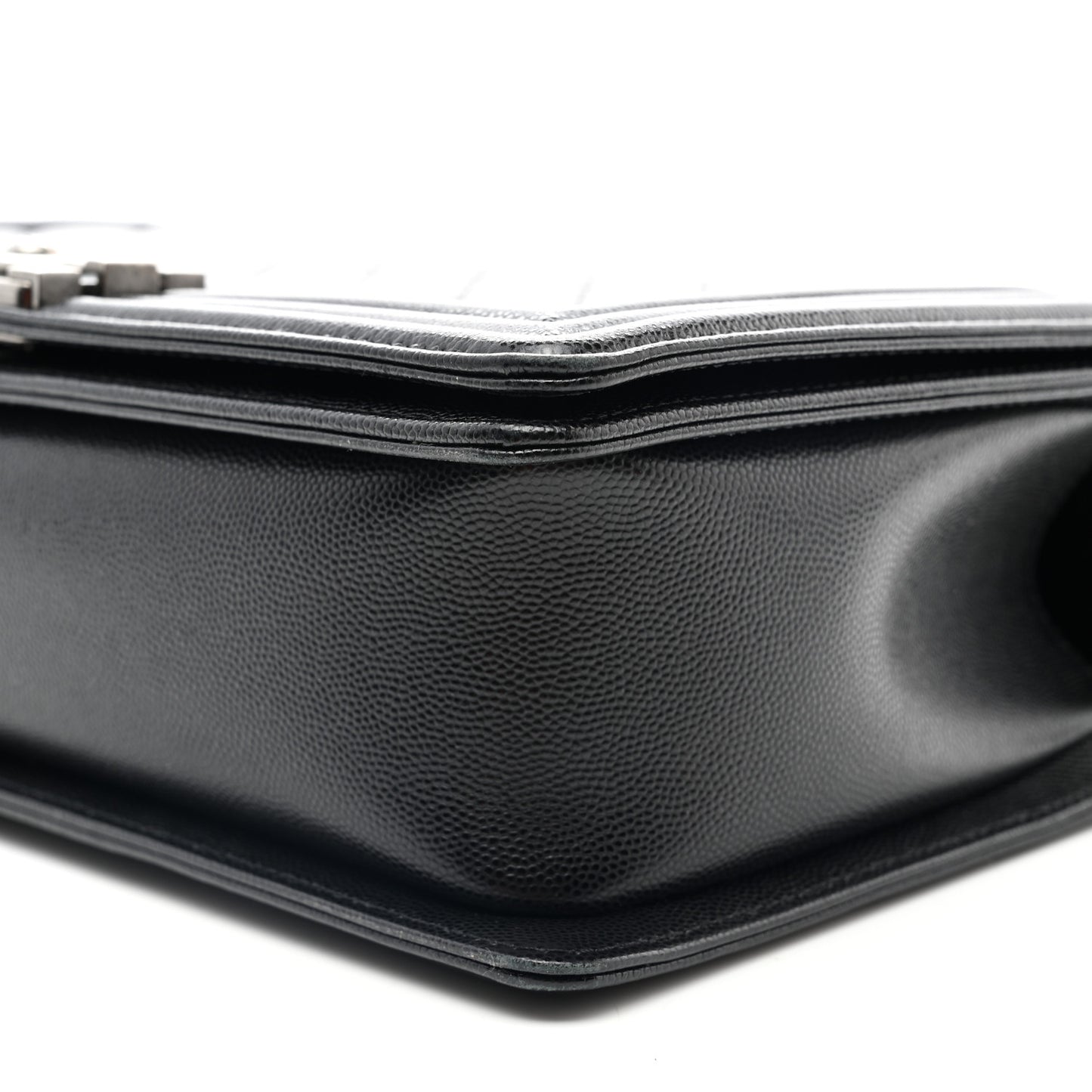 Caviar Quilted New Medium Boy Flap Black