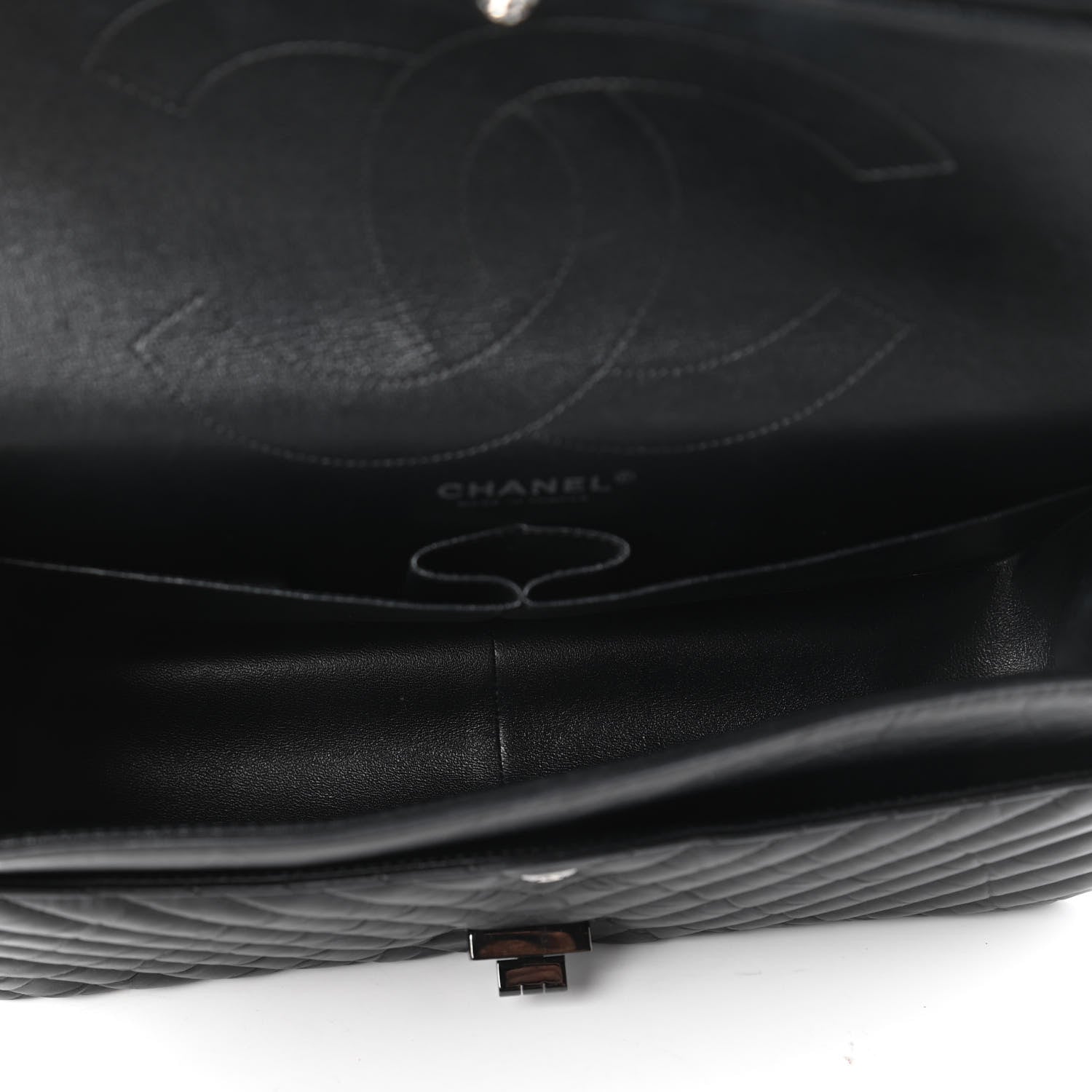 Chanel Aged Calfskin Chevron Quilted 2.55 Reissue 226 So Black 5 of 10