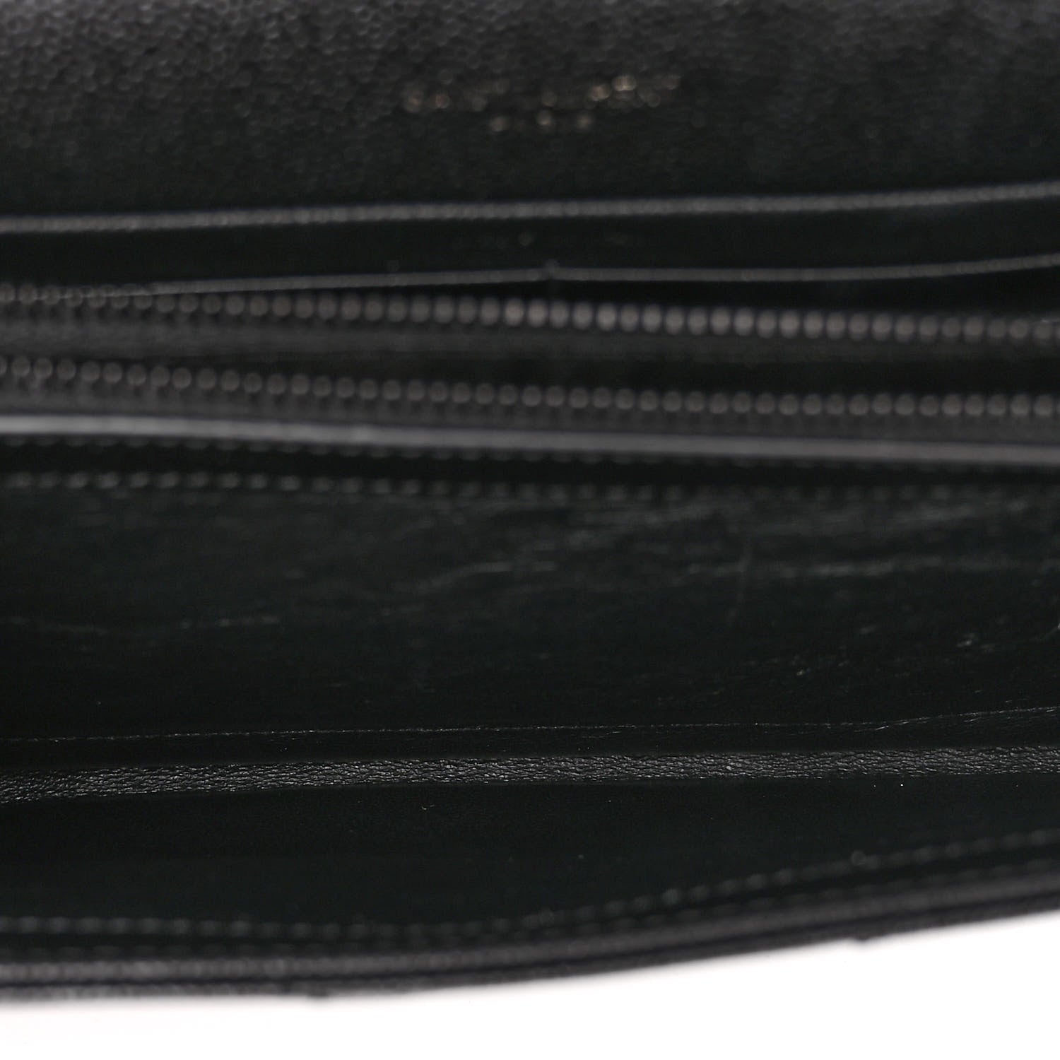 Saint Laurent Grain De Poudre Matelasse Chevron Monogram Monochrome Chain Wallet Black 5 of 10