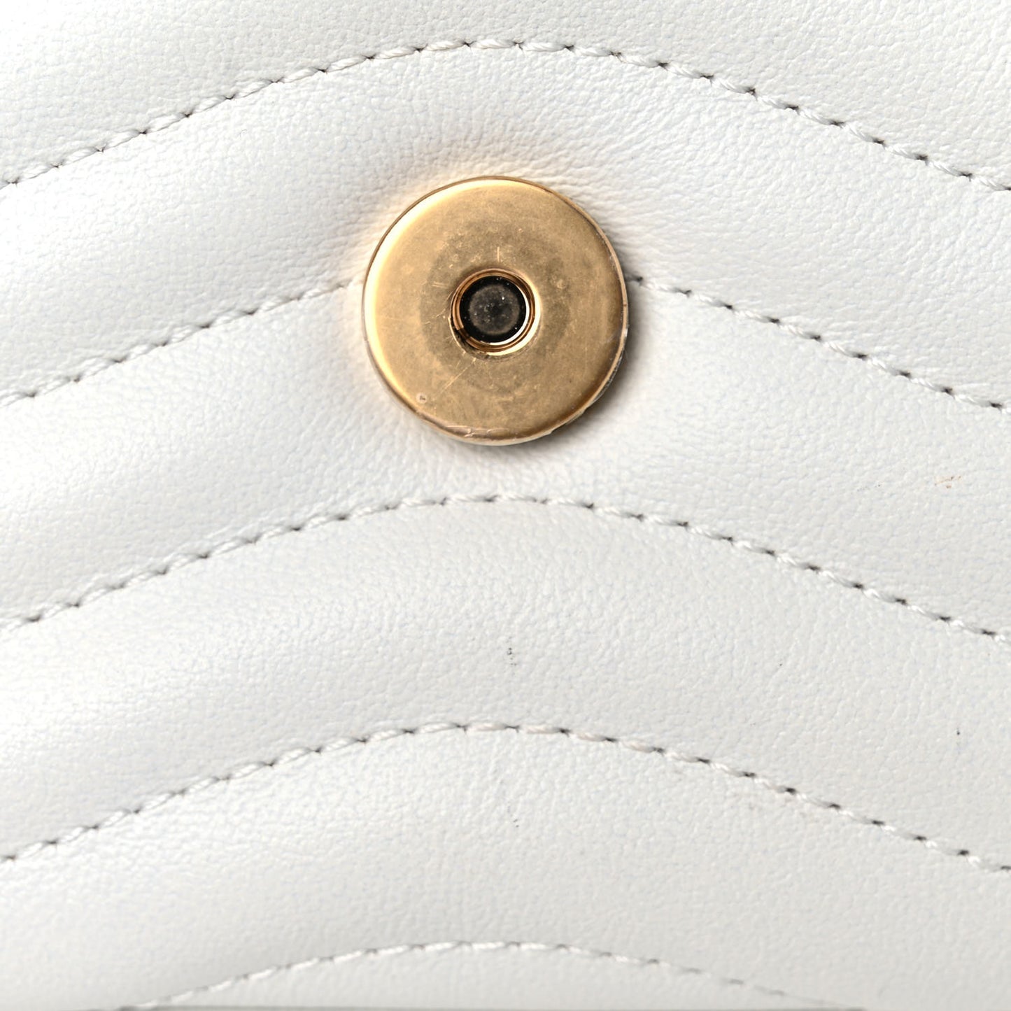 Calfskin New Wave Multi Pochette Snow
