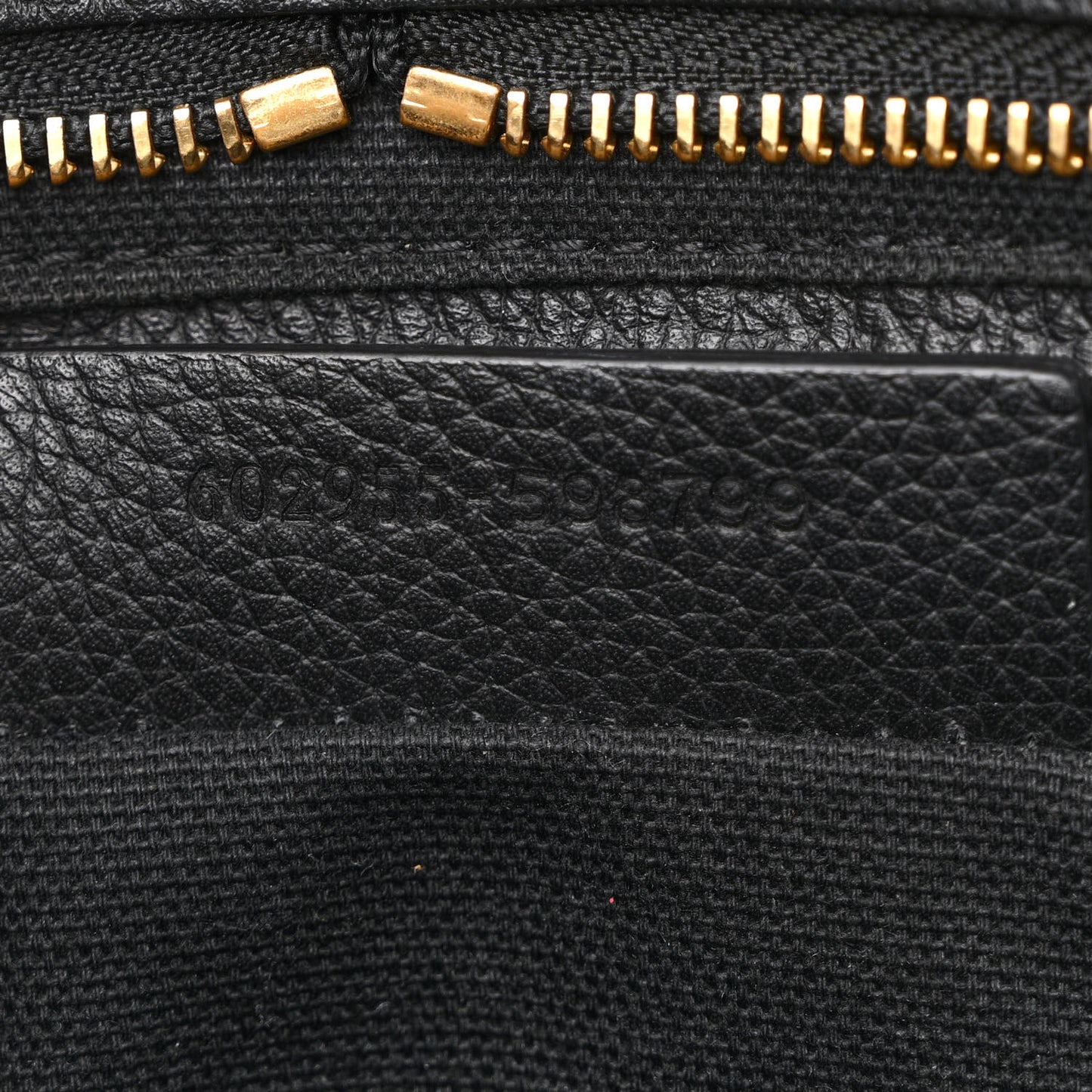 Pebbled Calfskin Small Skull Padlock Zip Around Tote Black