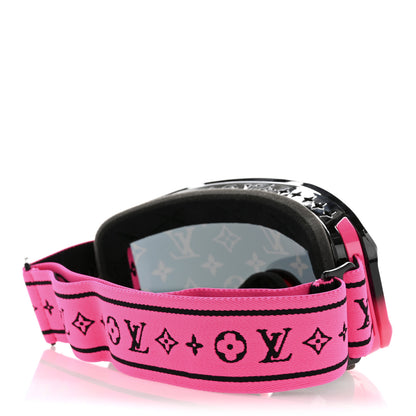 Louis Vuitton Monogram LV Snow Mask Soo Rose Fluo 4 of 6